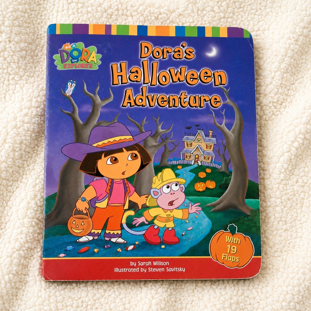 Dora The Explorer Halloween Adventure 2003 Lift Flap Book 19 Flaps Nick JR